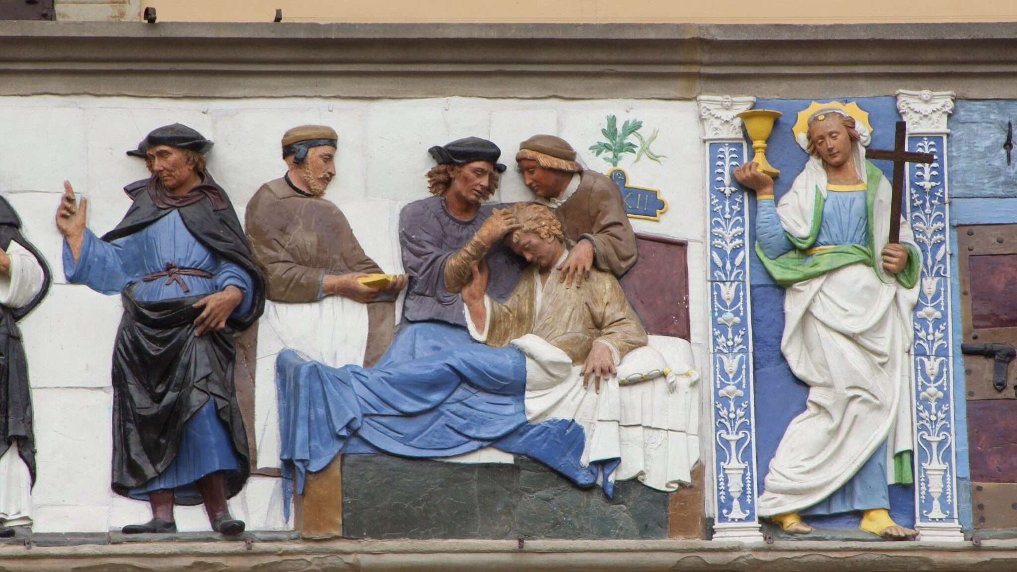 Glazed terracotta figures