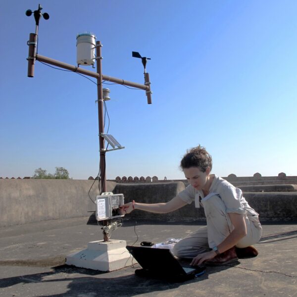 Conservation of wall painting students