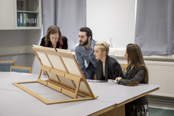 Students in the prints and drawing room