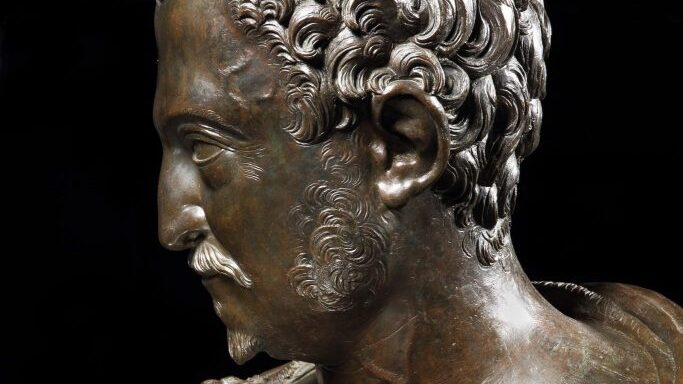 Bronze statue of a man