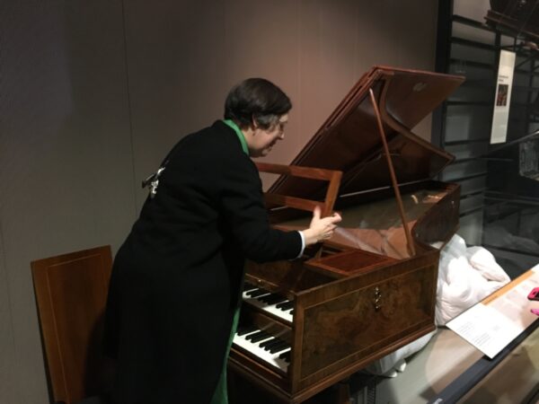 Mimi S Waitzman, Deputy Keeper of Musical Instruments at the Horniman Museum plays a Harpsichord built in 1772 by Jacob Kirckman
