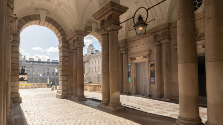 Archways leading to the entrance of The Courtauld Gallery