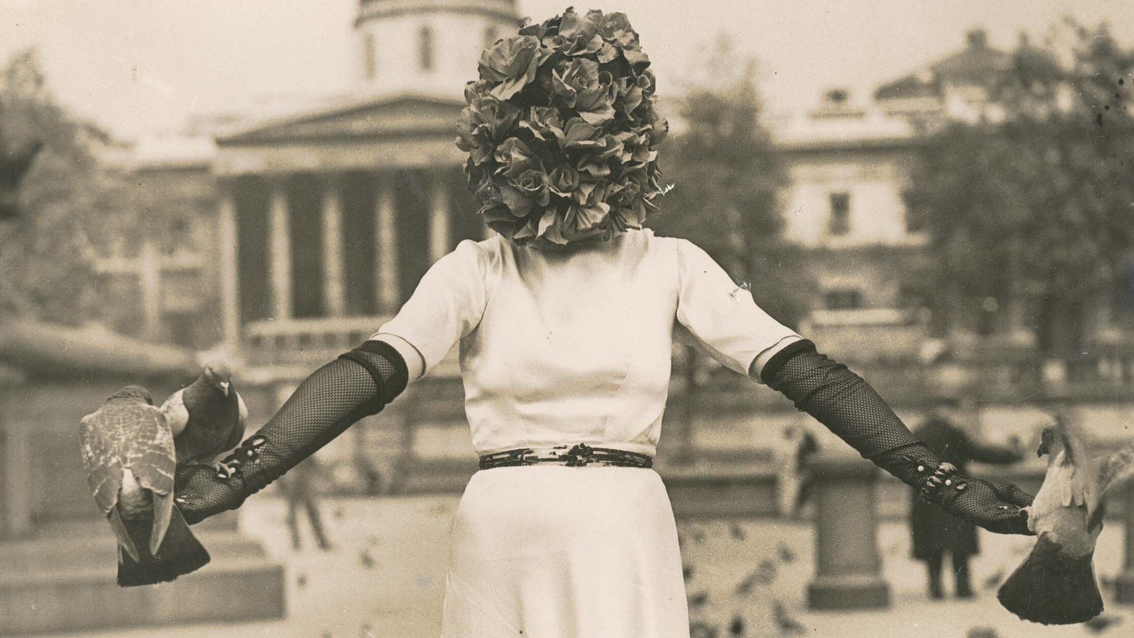 Claude Cahun, Sheila Legge in Trafalgar Square, London, 1936
