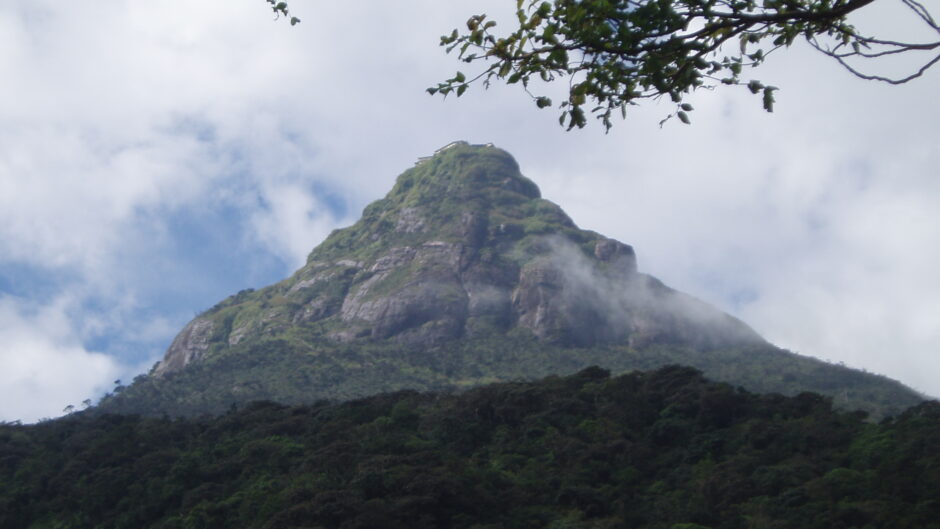 a picture of the Sri Pada mountain