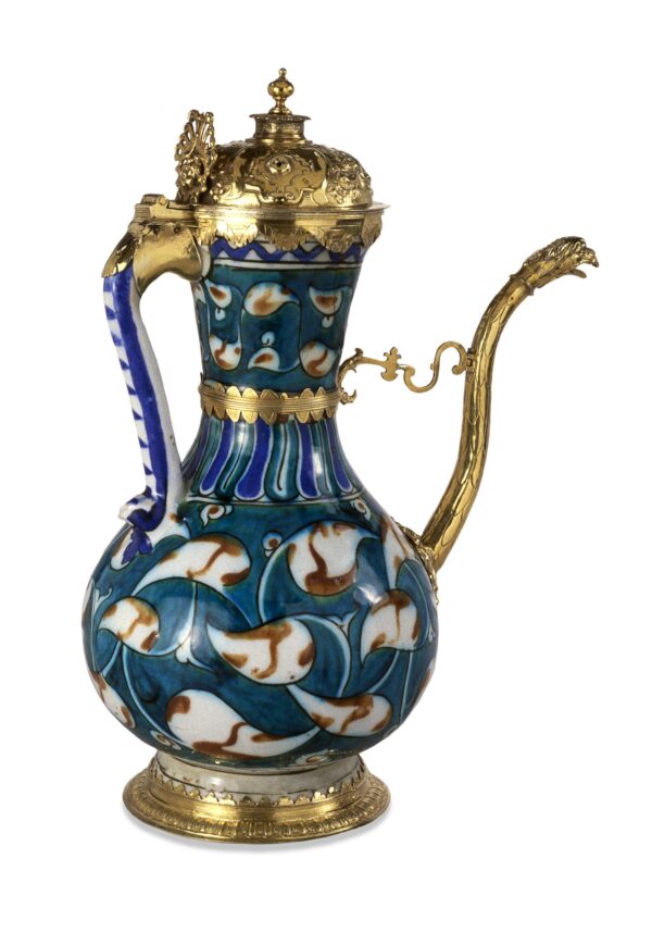 Iznik ewer with 16th-century English mounts © Trustees of the British Museum