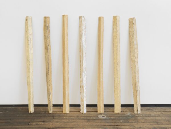 Alice Adams (b. 1930), Resin Corner Pieces, 1967, Polyester resin with mixed white latex, paint over 4-inch (10.2 cm) long corner wire lath sections, Each 124.5 × 10.2 cm (total width variable), Zürcher Gallery, New York. Courtesy of the artist and Zürcher Gallery, New York / Paris. Photo: Adam Reich.