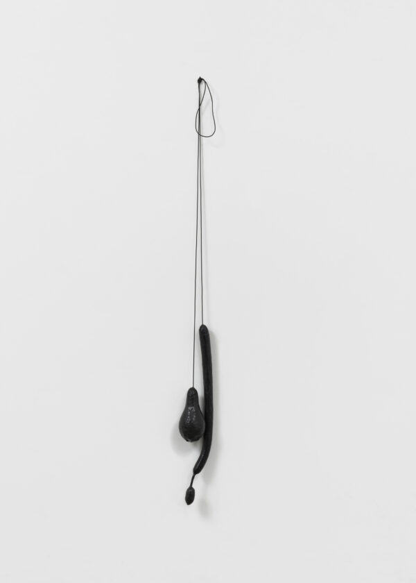 Eva Hesse (1937 – 1970), No title, 1966, Enamel, papier caché (masking tape) and rubber, 76 × 3.6 × 3.6 cm, tubing 210 cm (variable). The Estate of Eva Hesse. Courtesy Hauser & Wirth © The Estate of Eva Hesse. Courtesy Hauser & Wirth. Photo: Sarah Muehlbauer.