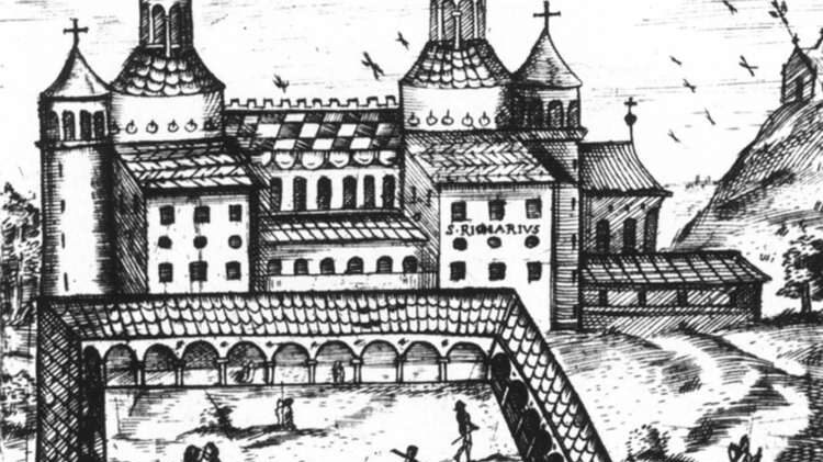 An engraving from the sixteen-hundreds showing the cloister at Saint-Riquier (France)