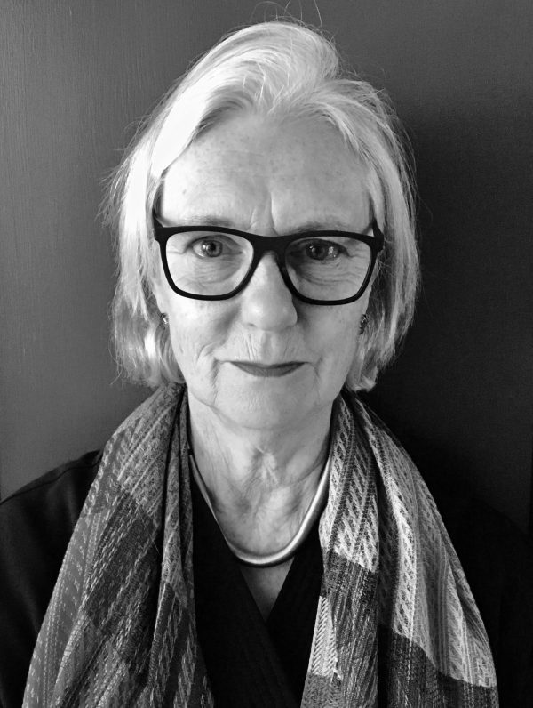 Black and White portrait photograph of Elizabeth Edwards