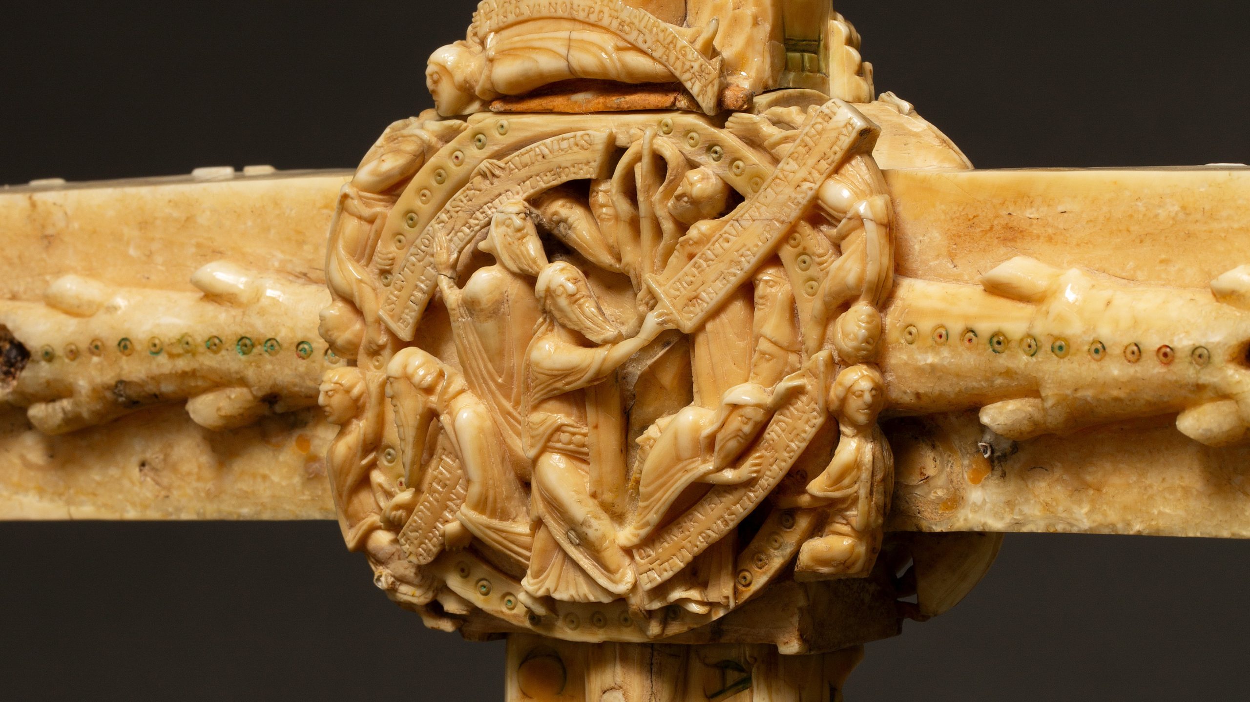 Moses and the Brazen Serpent, front central roundel, Cloisters Cross