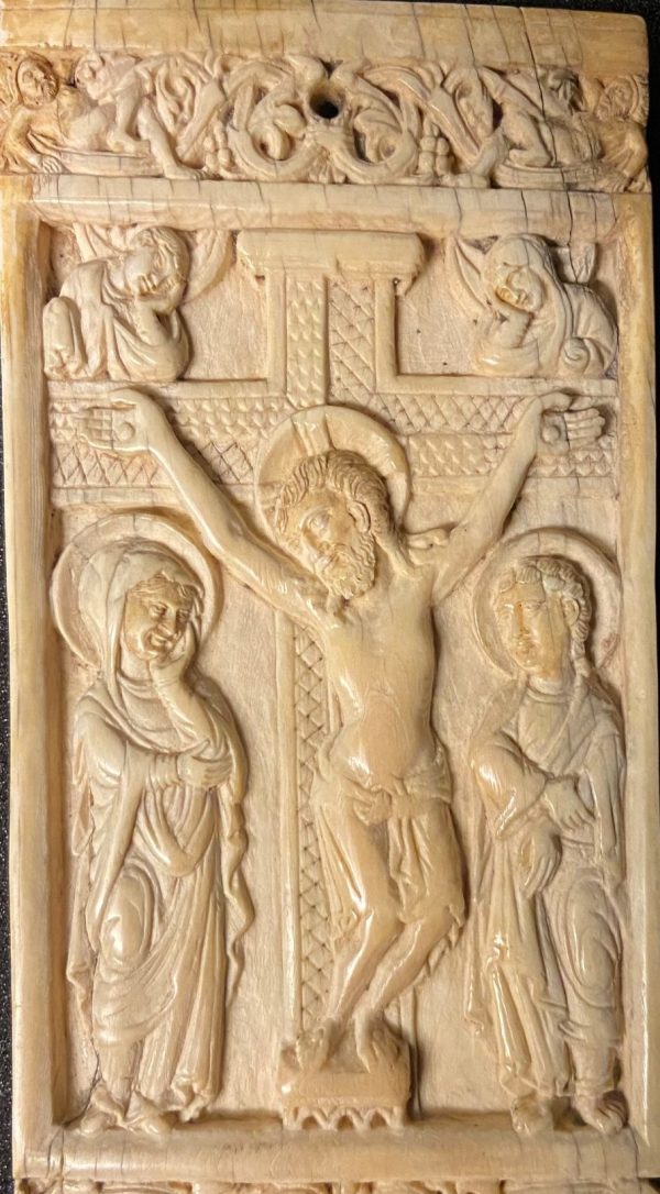 Crucifixion plaque, perhaps Mosan, ca. 1100?, elephant ivory. British Museum, London, Acc. No. Maskell 1856,0623.35. Artwork in the public domain; photograph © British Museum