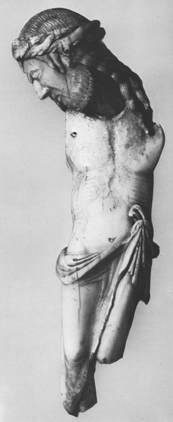 Front, Oslo Corpus, here dated ca. 1188, walrus ivory. Kunstindustrimuseet, Oslo, Inv. No. 10 314. Artwork in the public domain; photograph provided by Florens Deuchler and modified by the author