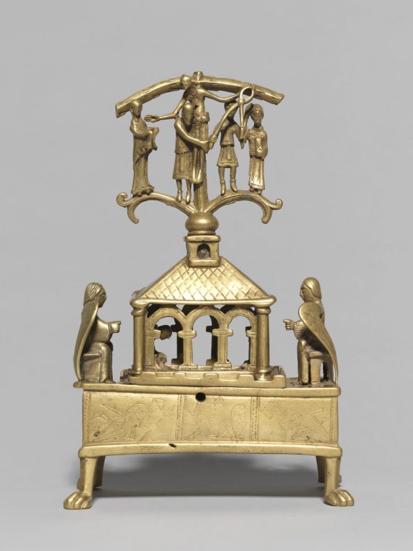 Holy Sepulchre altarpiece, Lower Saxony, mid-12th century, cast and chased bronze. Germanisches Nationalmuseum, Nürnberg, KG 159. Artwork in the public domain; photograph by G. Janssen