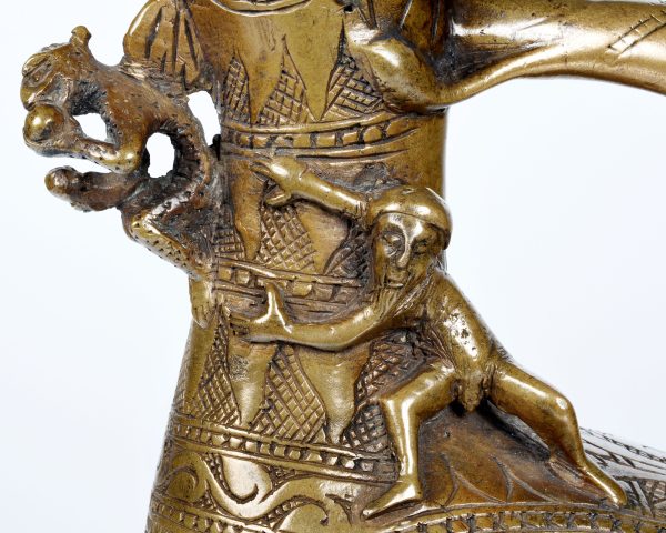Figure 6.28c Aquamanile, Hildesheim, 1200–1220, copper alloy: c) detail. Museum für Kunst und Gewerbe, Hamburg, Inv. 1959.307. Artwork in the public domain; photograph courtesy of the Museum für Kunst und Gewerbe